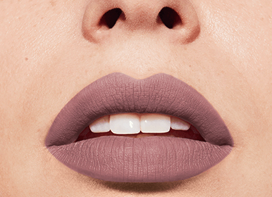 From Paris with Mauve lips